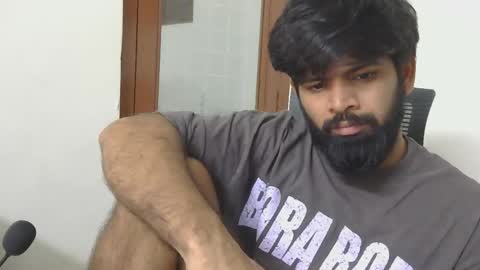 Snapshot of lovehairyindian chatting on 03/25/26, 05:30 Indian hairy online show from 03/25/26, 05:30