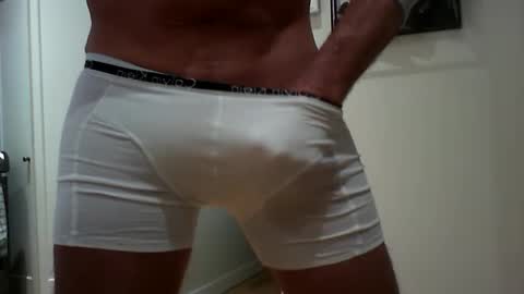 Snapshot of lovehairyone chatting on 02/24/25, 06:26 lovehairyone online show from 02/24/25, 06:26