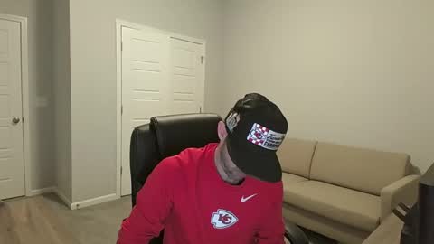 Snapshot of lovehatelovers chatting on 01/27/25, 12:37 lovehatlovers online show from 01/27/25, 12:37