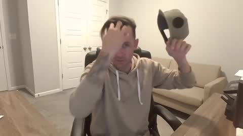 Snapshot of lovehatelovers chatting on 09/19/25, 08:16 lovehatlovers online show from 09/19/25, 08:16