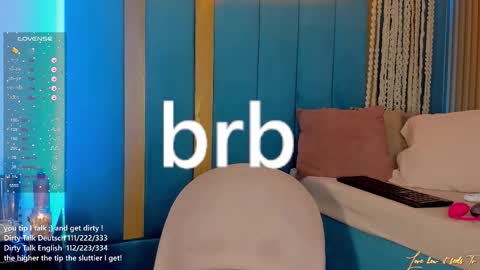 Snapshot of lovehowitfeelstv chatting on 11/22/25, 11:04 Sarah Schmidt Boyfriend online show from 11/22/25, 11:04