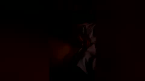 lovehurts282828 online show from 04/06/26, 06:58