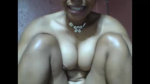 Snapshot of loveinlife750427 chatting on 03/07/25, 10:24 loveinlife750427 online show from 03/07/25, 10:24