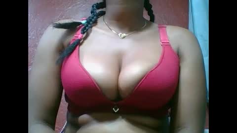 Snapshot of loveinlife750427 chatting on 09/09/25, 04:45 loveinlife750427 online show from 09/09/25, 04:45