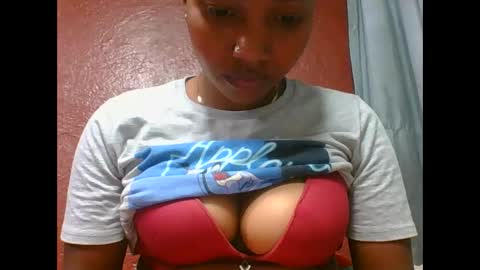 Snapshot of loveinlife750427 chatting on 09/16/25, 07:31 loveinlife750427 online show from 09/16/25, 07:31