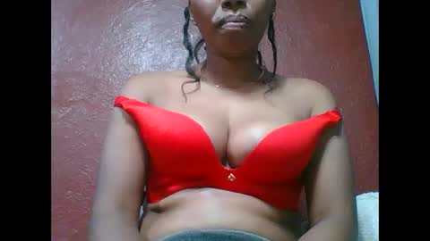 Snapshot of loveinlife750427 chatting on 09/23/25, 09:56 loveinlife750427 online show from 09/23/25, 09:56