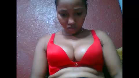 Snapshot of loveinlife750427 chatting on 09/29/25, 06:02 loveinlife750427 online show from 09/29/25, 06:02