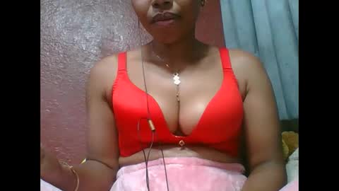 Snapshot of loveinlife750427 chatting on 10/05/25, 08:07 loveinlife750427 online show from 10/05/25, 08:07