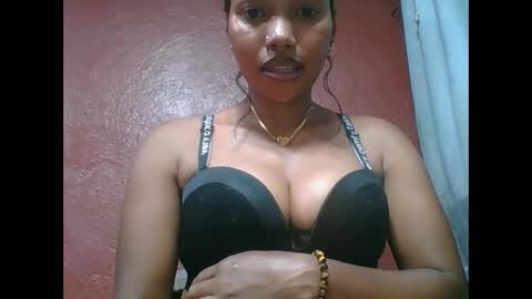 loveinlife750427 online show from 11/24/25, 08:58