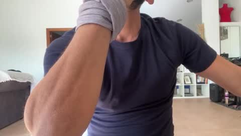 Snapshot of loveisperfect chatting on 11/01/25, 09:22 Loveisperfect online show from 11/01/25, 09:22