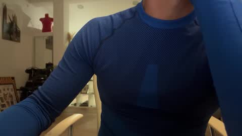 Snapshot of loveisperfect chatting on 11/16/25, 05:46 Loveisperfect online show from 11/16/25, 05:46