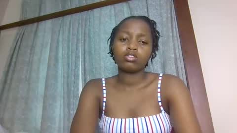 lovelbrownie online show from 10/16/25, 09:32