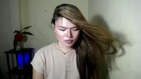 lovelily_xoxo online show from 06/29/26, 08:31