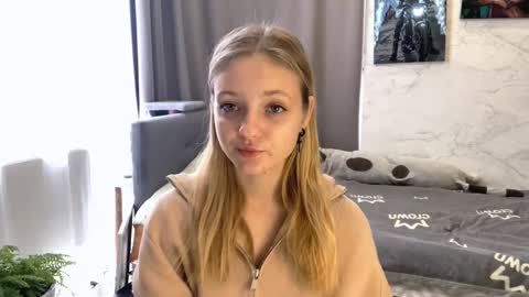 Ella online show from 10/14/25, 08:26