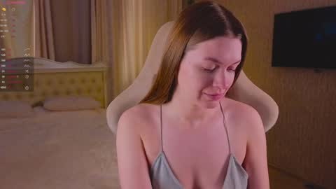 Laura online show from 12/24/24, 10:22