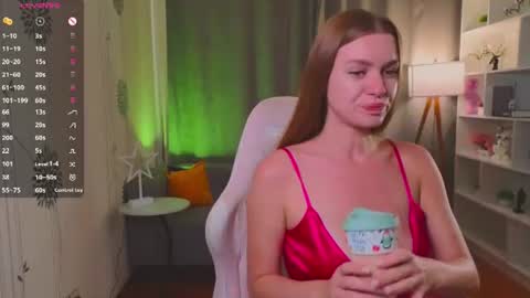 Laura online show from 07/22/26, 11:35
