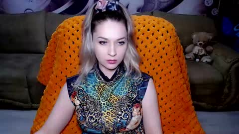 private open online show from 01/05/25, 01:04