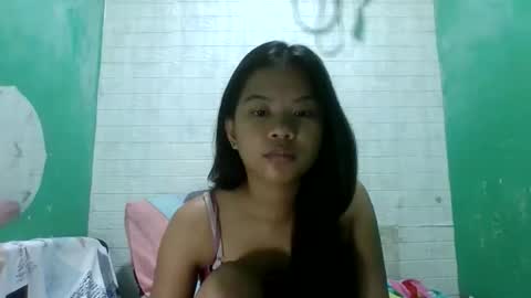 Snapshot of lovellypussy4u chatting on 02/13/26, 04:30 lovellypussy4u online show from 02/13/26, 04:30