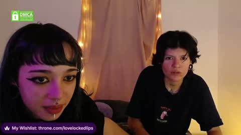 Snapshot of lovelockedlips chatting on 02/26/26, 03:05 Alex Violet online show from 02/26/26, 03:05