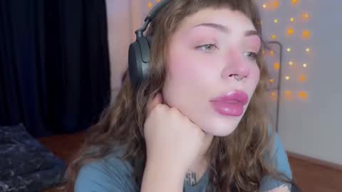 Elsa online show from 12/08/24, 03:02