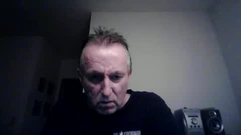 Snapshot of loveluna111 chatting on 03/19/26, 04:05 Loveluna111 online show from 03/19/26, 04:05