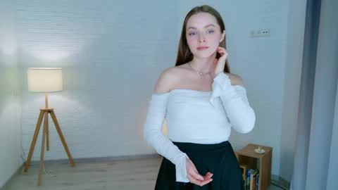 Snapshot of lovely__rachel chatting on 04/22/26, 06:16 lovely__rachel online show from 04/22/26, 06:16