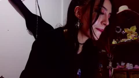 Snapshot of lovely_akira_xwx chatting on 07/09/26, 08:07 Tami online show from 07/09/26, 08:07