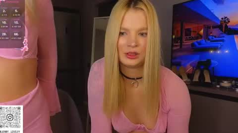 Snapshot of lovely_babyy chatting on 06/16/26, 10:45 Jenny online show from 06/16/26, 10:45