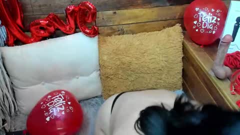 Chloe online show from 02/14/25, 03:58