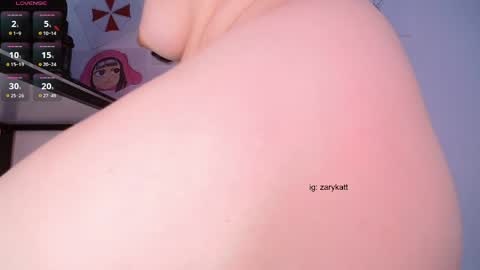 Snapshot of lovely_chloee chatting on 05/21/26, 04:41 Independent model Modelo independiente online show from 05/21/26, 04:41