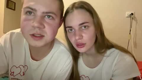 lovely_couple00 online show from 02/10/26, 03:38