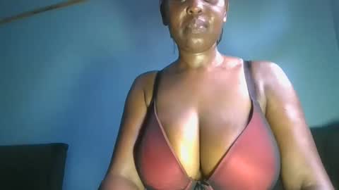Snapshot of lovely_ebonysweet chatting on 03/04/26, 08:20 lovely_ebonysweet online show from 03/04/26, 08:20