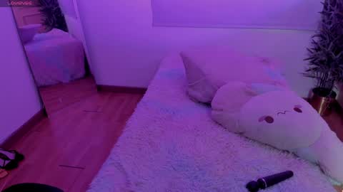 Emma online show from 05/16/26, 01:54