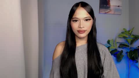 lovely_felicity online show from 10/08/25, 09:18