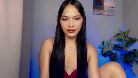 lovely_felicity online show from 11/05/25, 02:44