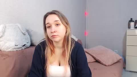 Lovely Hayley online show from 02/02/26, 09:46