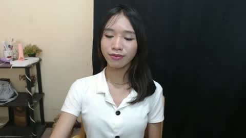 Snapshot of lovely_jasleen chatting on 11/21/25, 07:18 lovely_jasleen online show from 11/21/25, 07:18