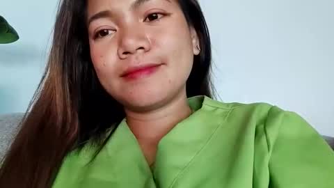 Snapshot of lovely_juday26 chatting on 11/17/25, 05:24 lovely_juday26 online show from 11/17/25, 05:24