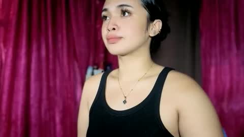 Snapshot of lovely_kurtny04 chatting on 04/15/26, 03:24 LOVE online show from 04/15/26, 03:24