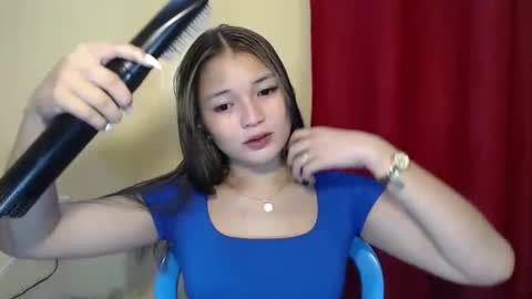 Lovely Laura online show from 12/19/24, 05:50