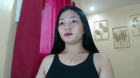 Lovely Laura online show from 02/11/25, 08:05