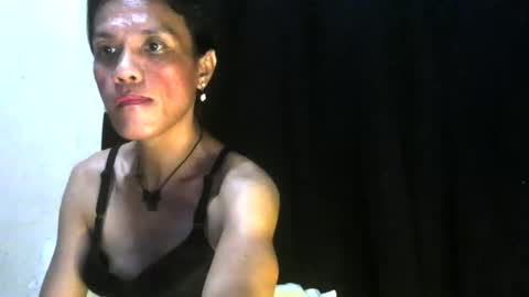 Snapshot of lovely_manificent4u chatting on 03/28/26, 02:00 Lest online show from 03/28/26, 02:00