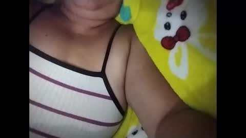 Snapshot of lovely_orchid chatting on 04/12/26, 02:33 lovely_orchid online show from 04/12/26, 02:33
