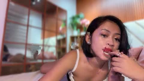 Snapshot of lovely_pearlx chatting on 03/08/26, 05:22 online show from 03/08/26, 05:22