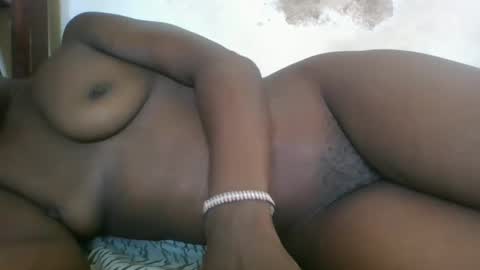 Snapshot of lovely_pusy24 chatting on 03/05/25, 11:38 lovely pussy online show from 03/05/25, 11:38