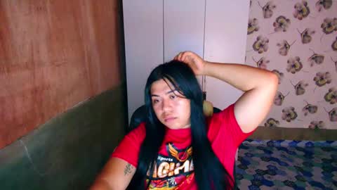 Snapshot of lovely_ricaxxx chatting on 10/21/25, 04:41 lovely_ricaxxx online show from 10/21/25, 04:41
