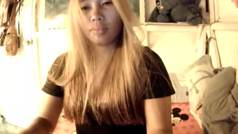 Snapshot of lovely_shei chatting on 04/20/26, 03:15 lovely online show from 04/20/26, 03:15