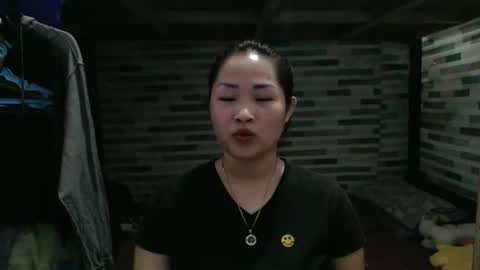 Snapshot of lovely_singlemom chatting on 04/09/26, 06:41 ask me dear online show from 04/09/26, 06:41