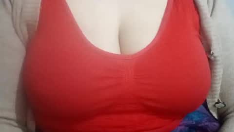 Snapshot of lovely_sweet_girl chatting on 02/23/25, 10:20 katrina follow me guys online show from 02/23/25, 10:20