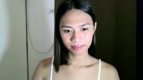 lovely_yvoneslutty online show from 09/16/25, 02:45
